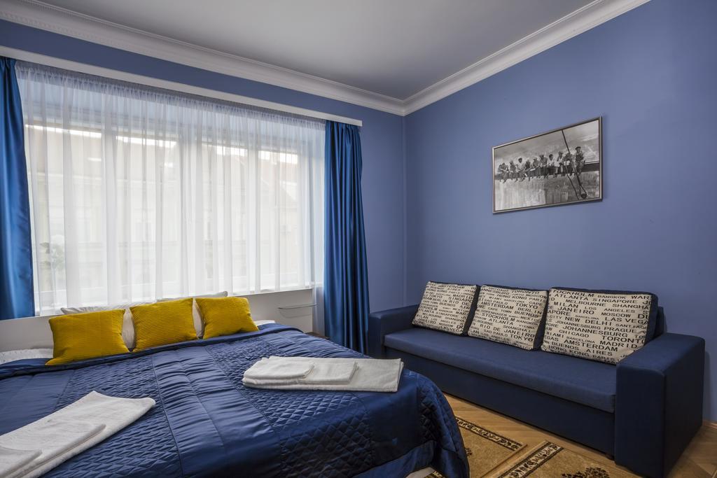Luxury Air-Conditioned Rooms In Old Town Bratislava Eksteriør billede