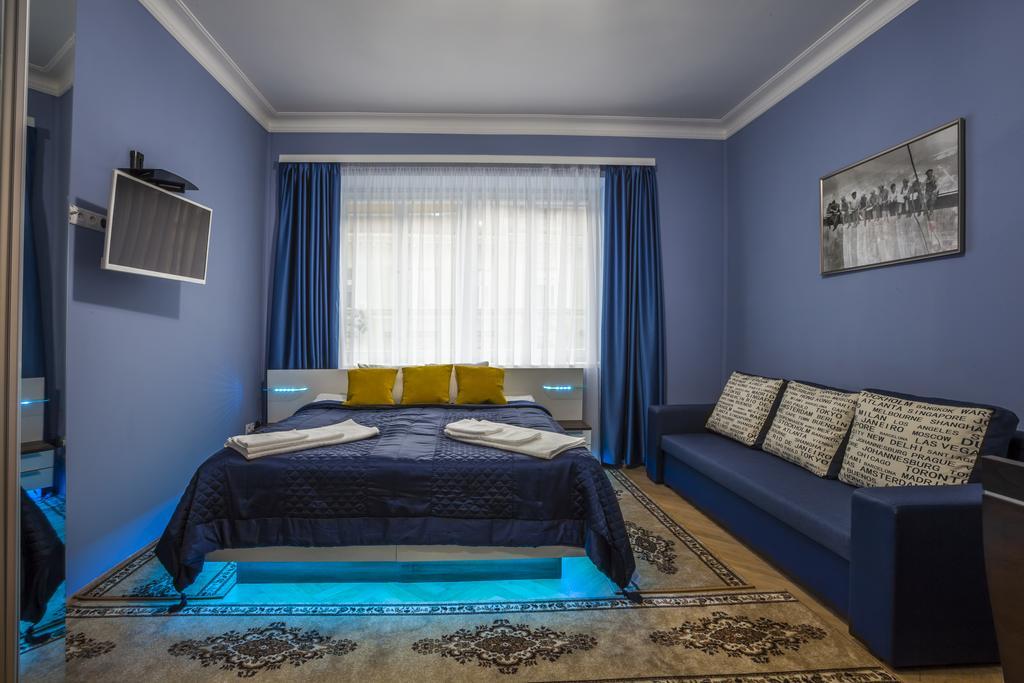Luxury Air-Conditioned Rooms In Old Town Bratislava Eksteriør billede